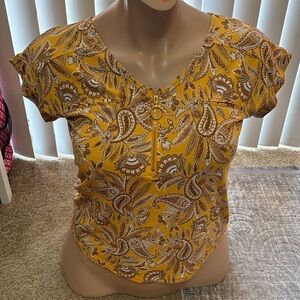 Women's Mustard Paisley Zip-Front Short Sleeve Top